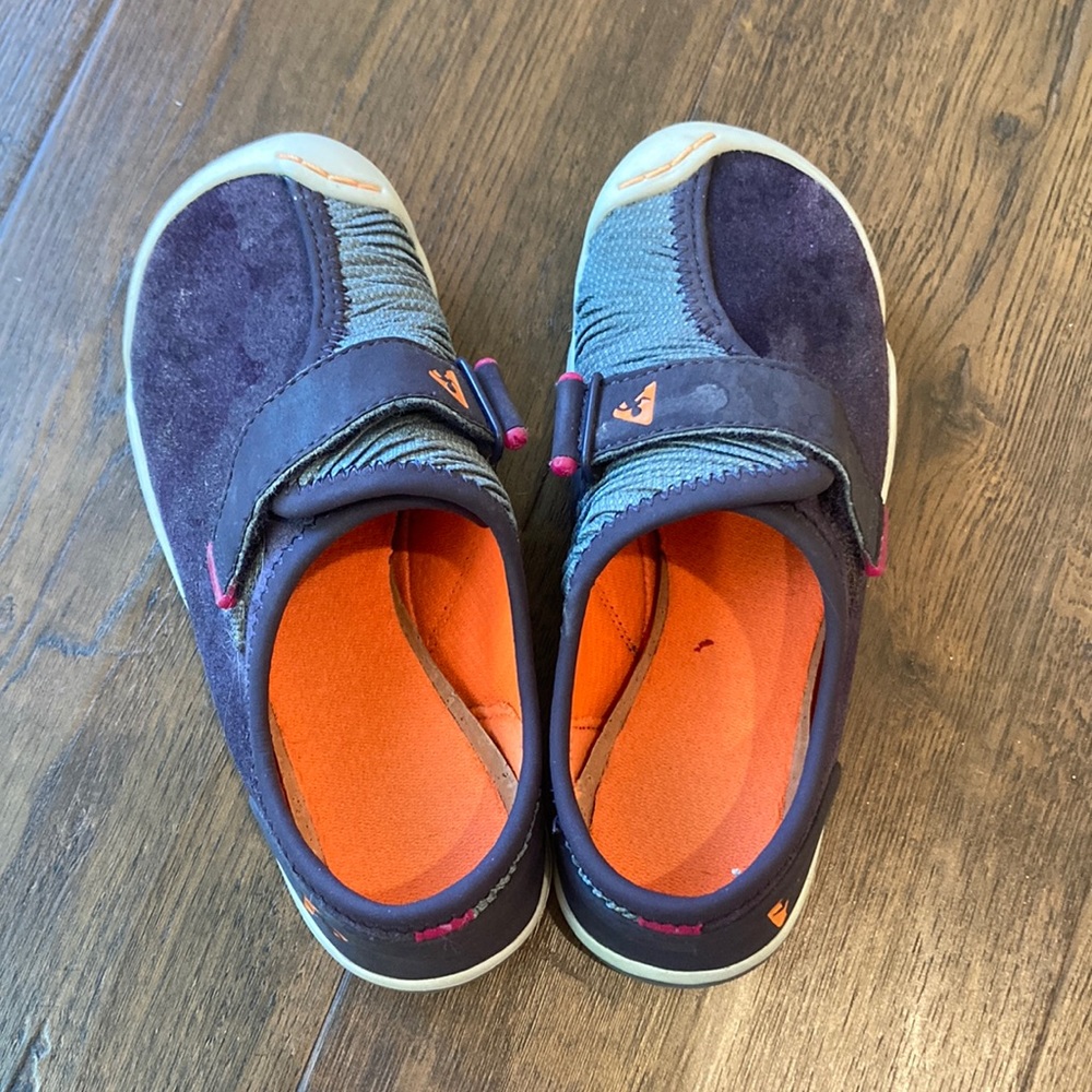 Plae Cam Youth Sneakers Girls size 12